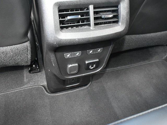 used 2018 Chevrolet Equinox car, priced at $20,798
