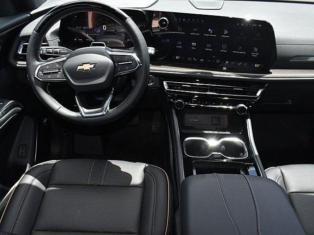 new 2025 Chevrolet Traverse car, priced at $56,200