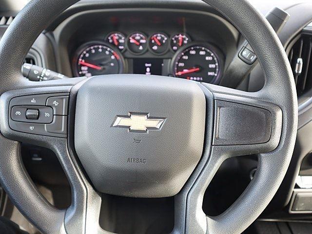 new 2025 Chevrolet Silverado 1500 car, priced at $40,000