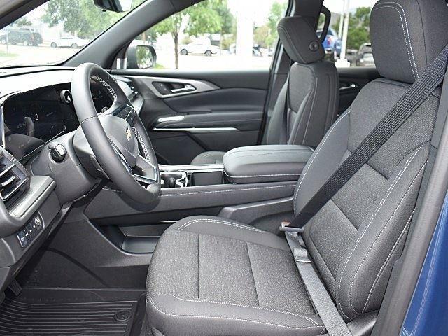 new 2026 Chevrolet Traverse car, priced at $45,199