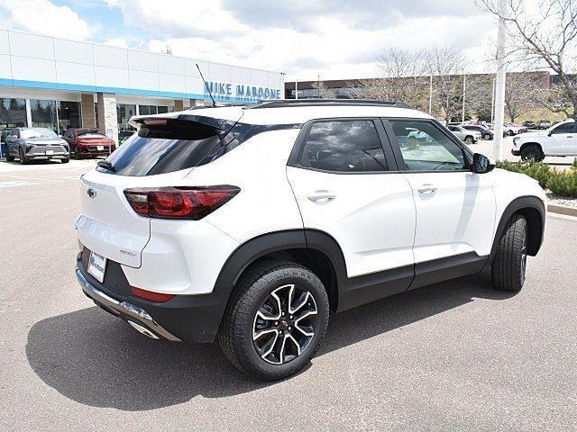 new 2025 Chevrolet TrailBlazer car, priced at $32,000