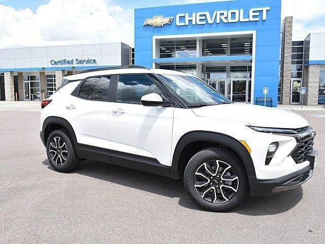 new 2025 Chevrolet TrailBlazer car, priced at $32,000
