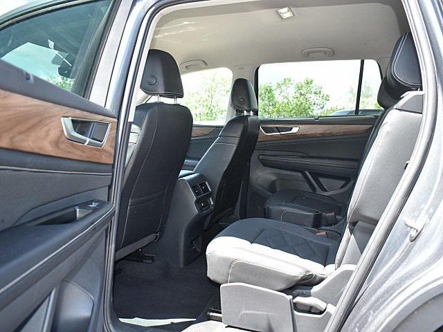 used 2024 Volkswagen Atlas car, priced at $33,698