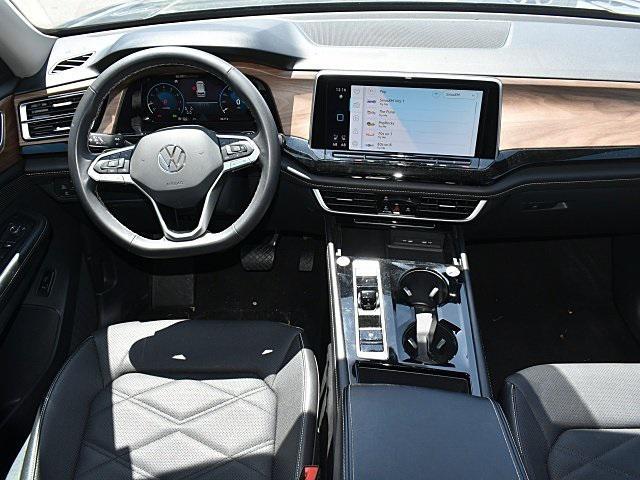 used 2024 Volkswagen Atlas car, priced at $33,698