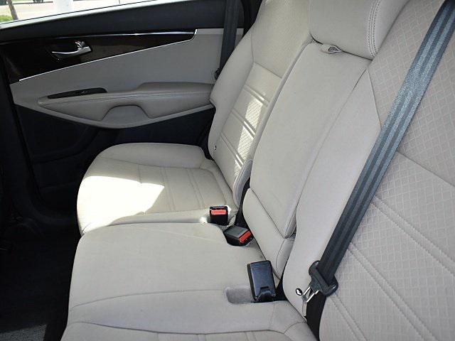 used 2019 Kia Sorento car, priced at $17,698
