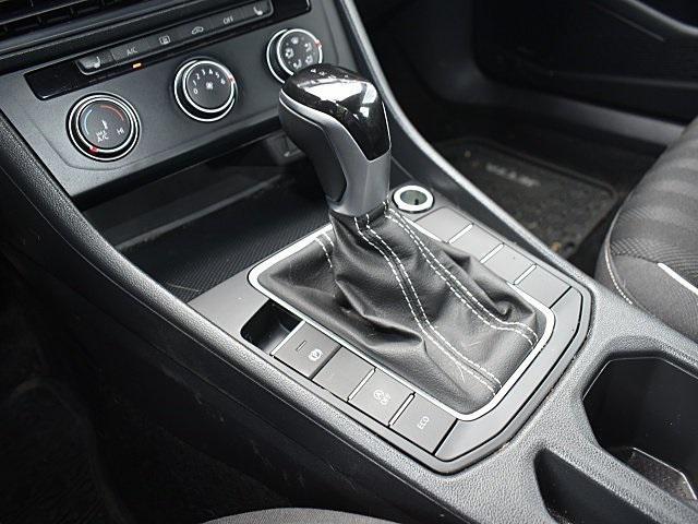used 2024 Volkswagen Jetta car, priced at $23,798