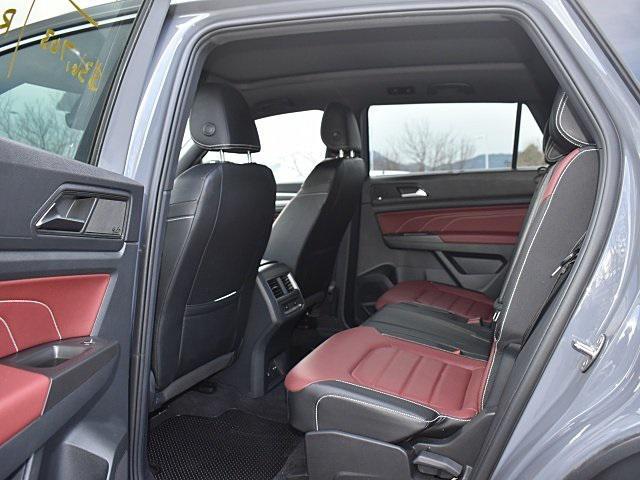 used 2023 Volkswagen Atlas Cross Sport car, priced at $37,098