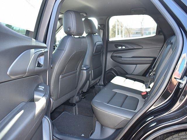 new 2025 Chevrolet TrailBlazer car, priced at $30,200