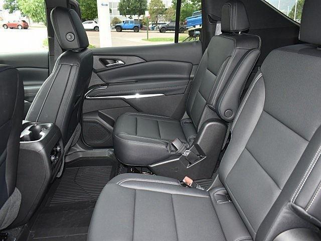 new 2026 Chevrolet Traverse car, priced at $47,069