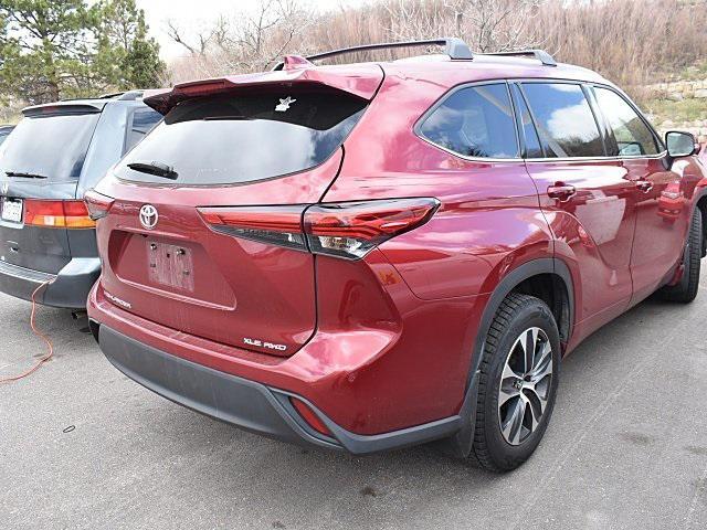 used 2022 Toyota Highlander car, priced at $36,998