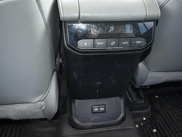used 2022 Toyota Highlander car, priced at $33,798