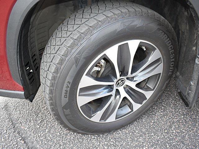 used 2022 Toyota Highlander car, priced at $33,798