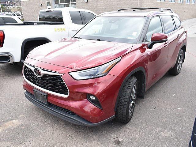 used 2022 Toyota Highlander car, priced at $36,998