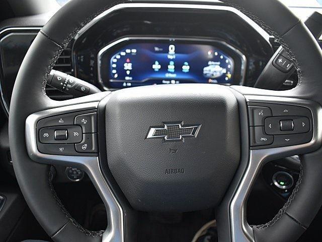 new 2025 Chevrolet Silverado 1500 car, priced at $52,800