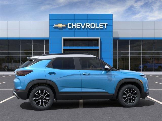 new 2025 Chevrolet TrailBlazer car, priced at $30,600