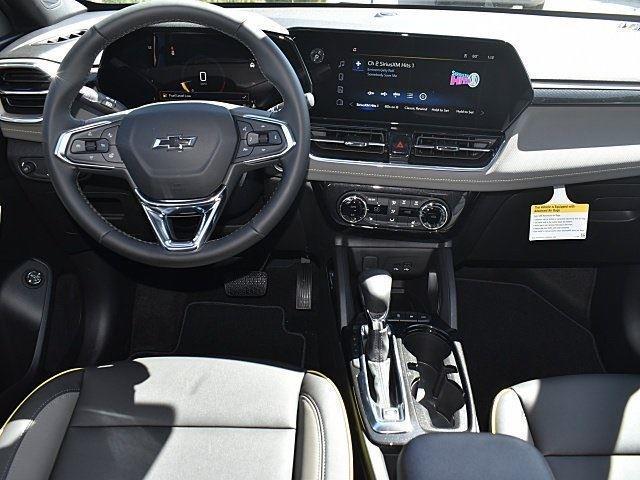 new 2025 Chevrolet TrailBlazer car, priced at $30,600