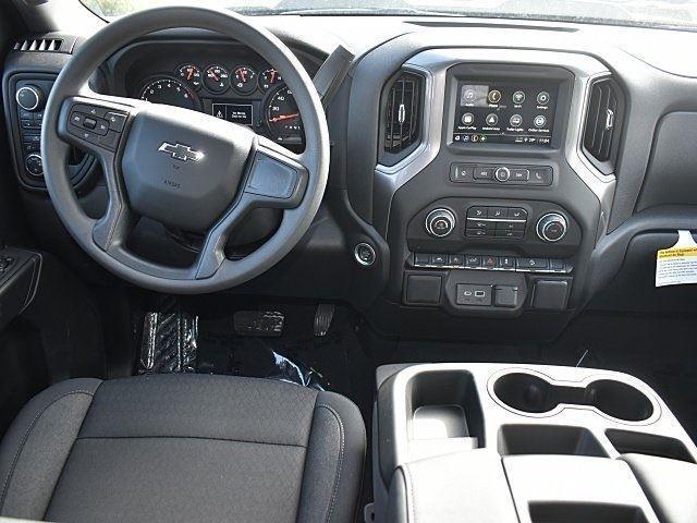 new 2025 Chevrolet Silverado 1500 car, priced at $46,303