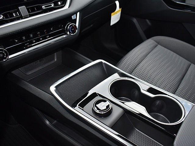 new 2026 Chevrolet Equinox car, priced at $32,460