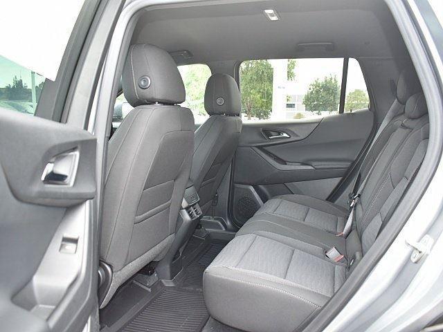 new 2026 Chevrolet Equinox car, priced at $32,460