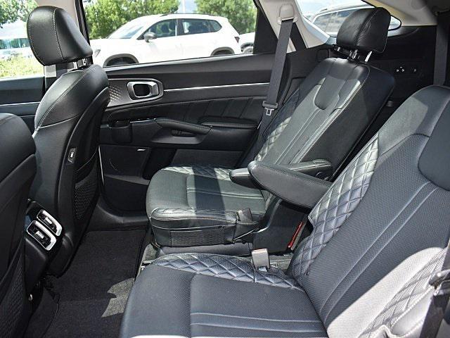 used 2022 Kia Sorento car, priced at $28,898