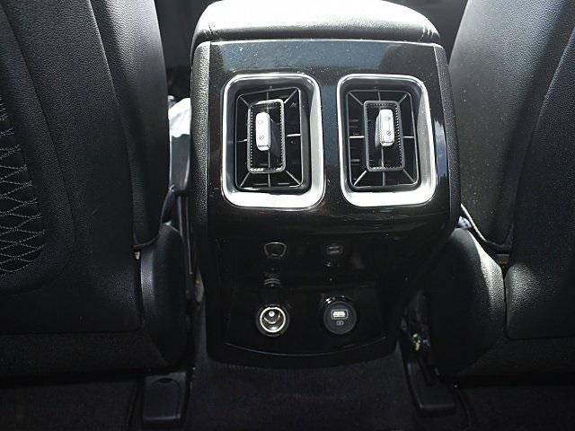 used 2022 Kia Sorento car, priced at $28,898