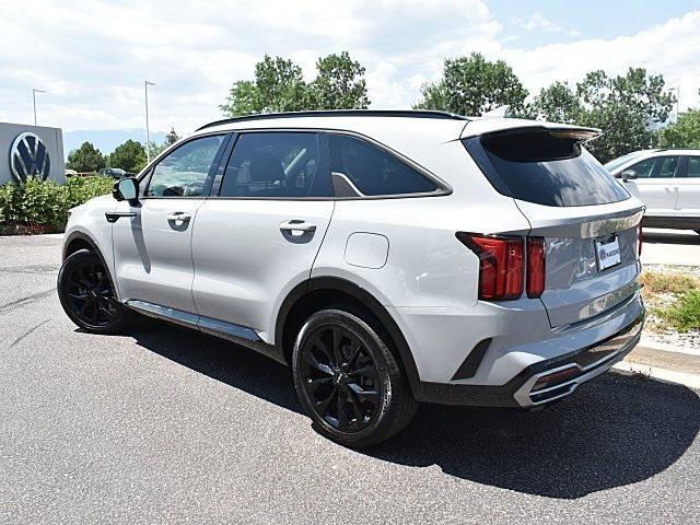 used 2022 Kia Sorento car, priced at $28,898