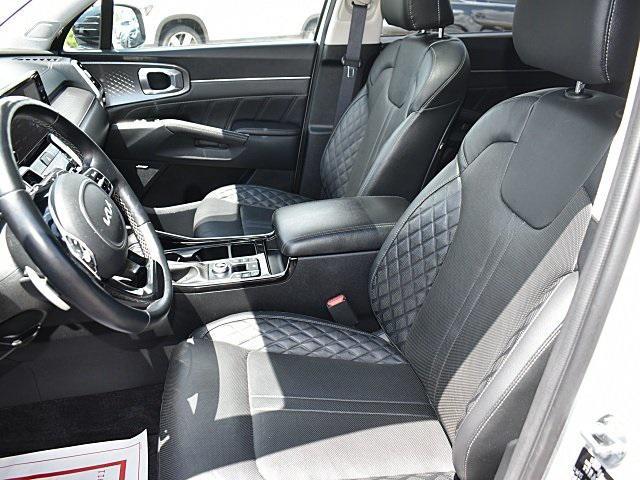 used 2022 Kia Sorento car, priced at $28,898