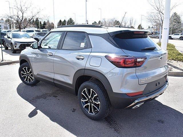new 2025 Chevrolet TrailBlazer car, priced at $30,200