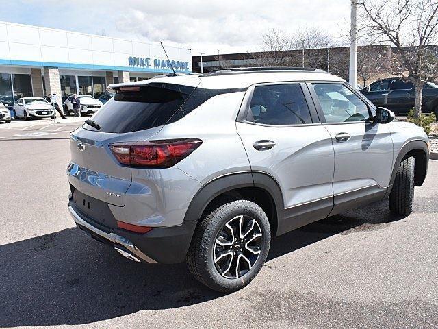 new 2025 Chevrolet TrailBlazer car, priced at $30,200