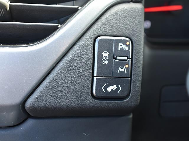 used 2018 Chevrolet Suburban car, priced at $22,003