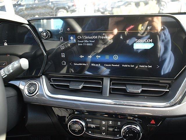 new 2025 Chevrolet Trax car, priced at $23,500