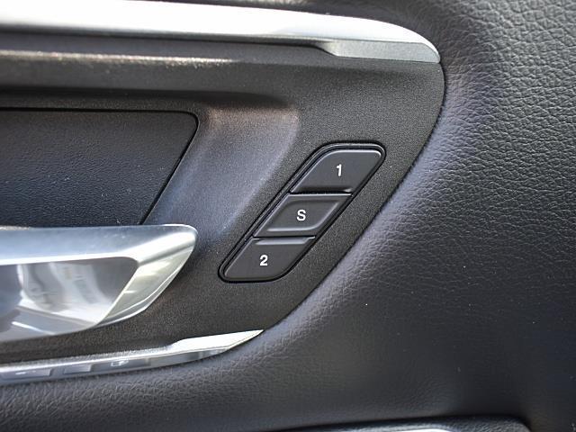 used 2022 Ram 1500 car, priced at $35,703