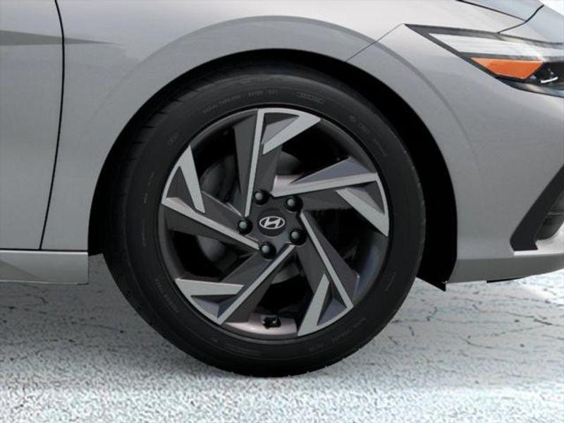 new 2025 Hyundai Elantra car, priced at $25,135