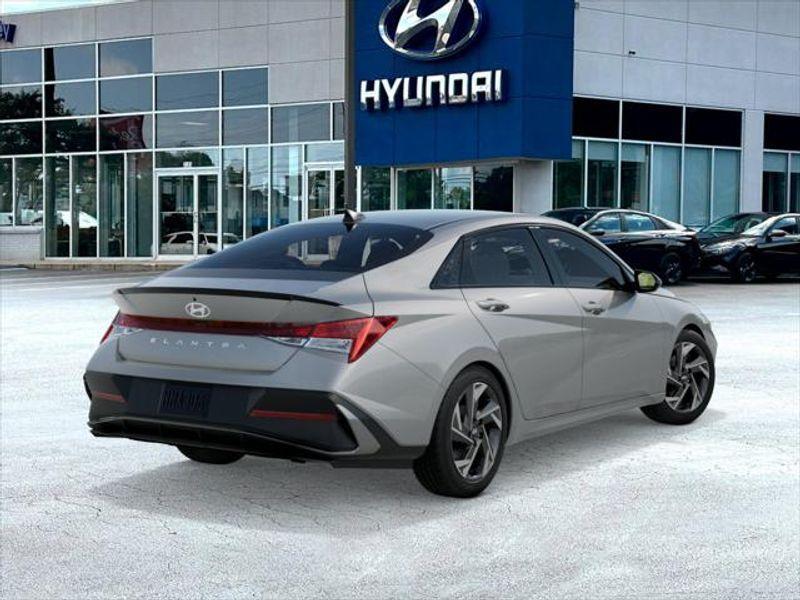 new 2025 Hyundai Elantra car, priced at $25,135