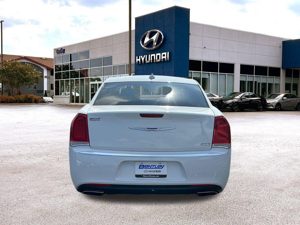 used 2019 Chrysler 300 car, priced at $18,998