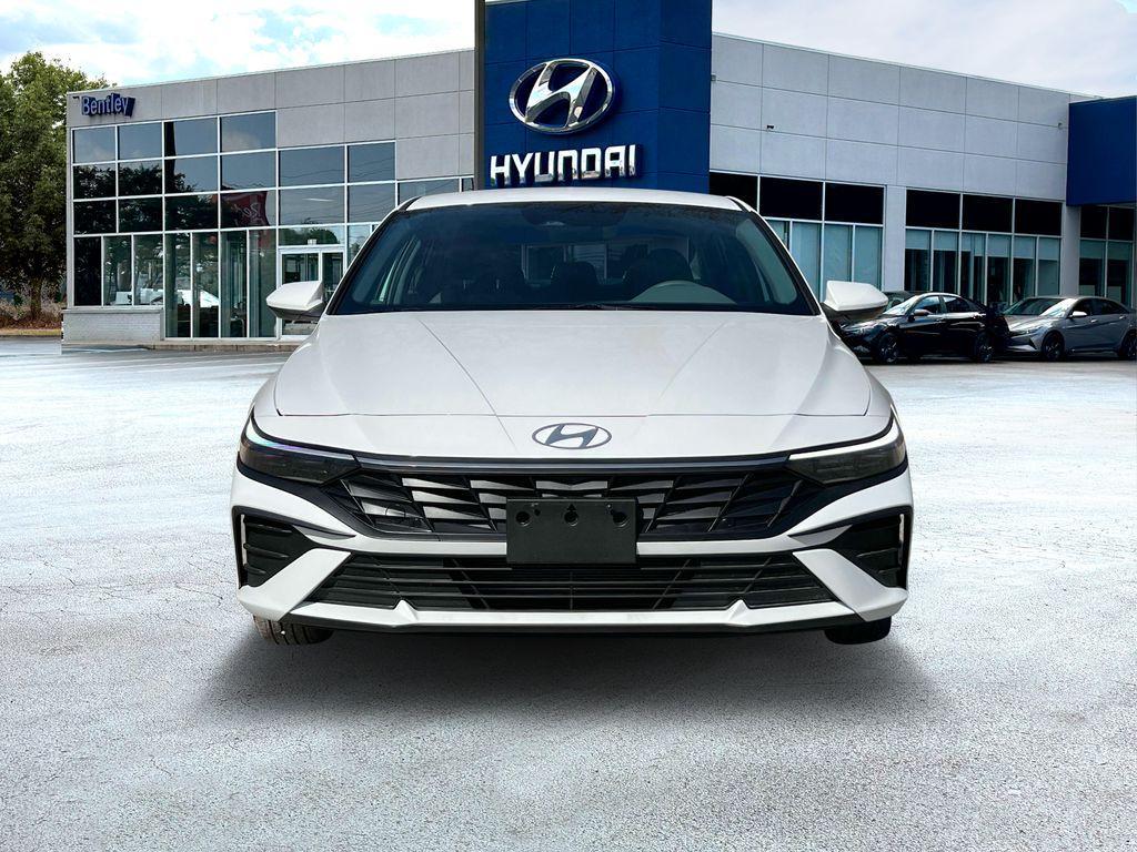 new 2025 Hyundai Elantra car, priced at $23,471