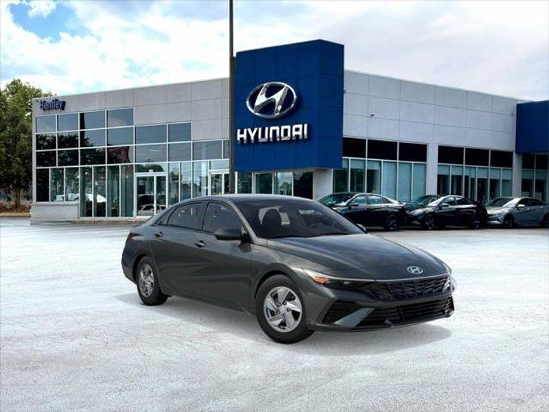 new 2025 Hyundai Elantra car, priced at $23,915