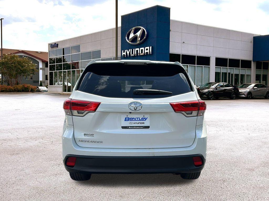 used 2019 Toyota Highlander car, priced at $18,950