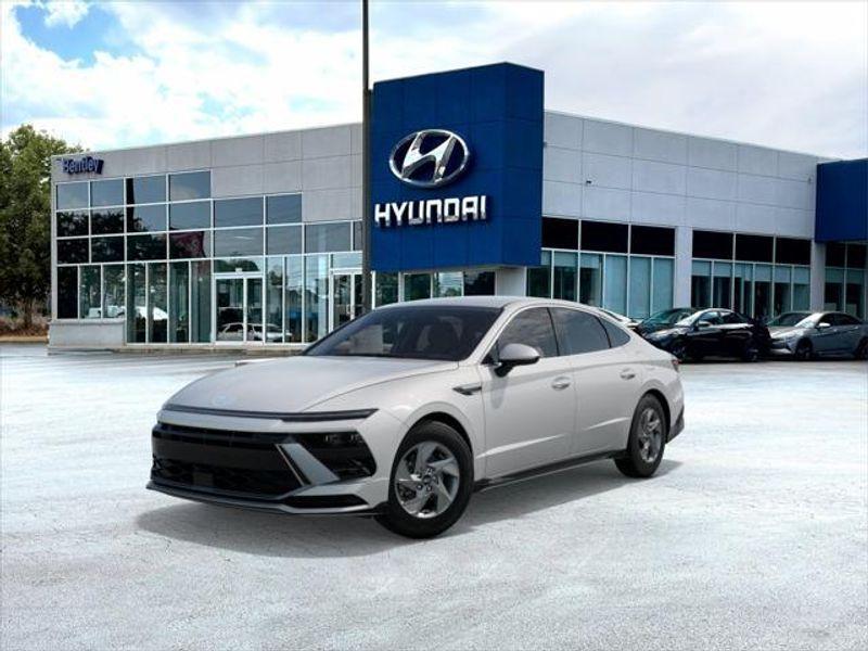new 2025 Hyundai Sonata car, priced at $27,815