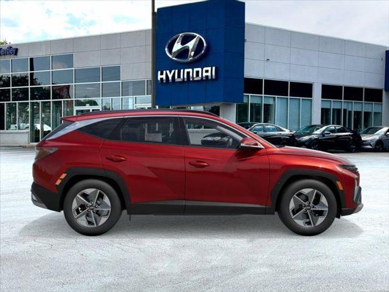 new 2025 Hyundai TUCSON Hybrid car, priced at $39,730