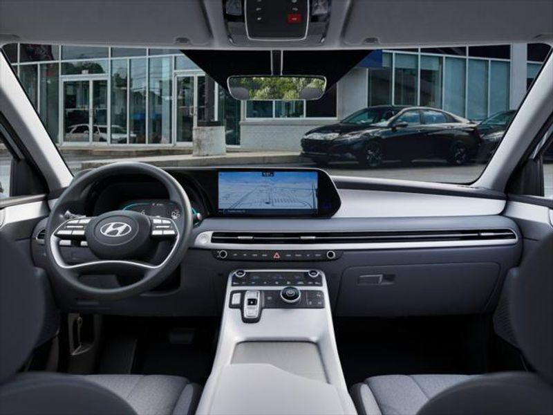 used 2025 Hyundai Palisade car, priced at $35,998