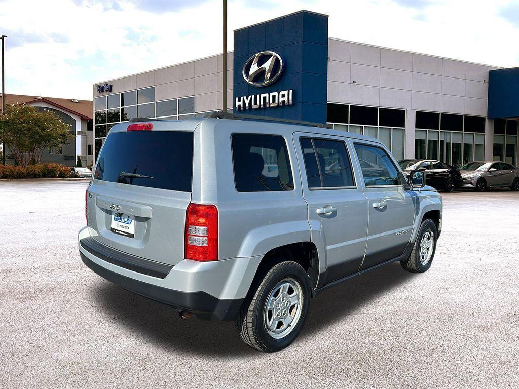 used 2013 Jeep Patriot car, priced at $4,000