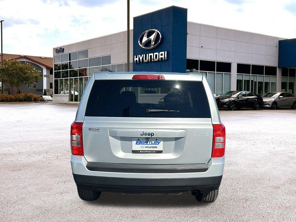 used 2013 Jeep Patriot car, priced at $4,000
