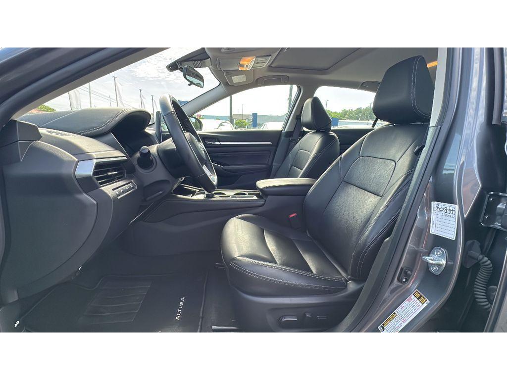 used 2023 Nissan Altima car, priced at $24,393