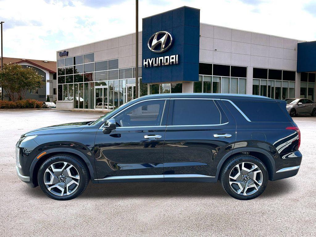 used 2023 Hyundai Palisade car, priced at $35,687
