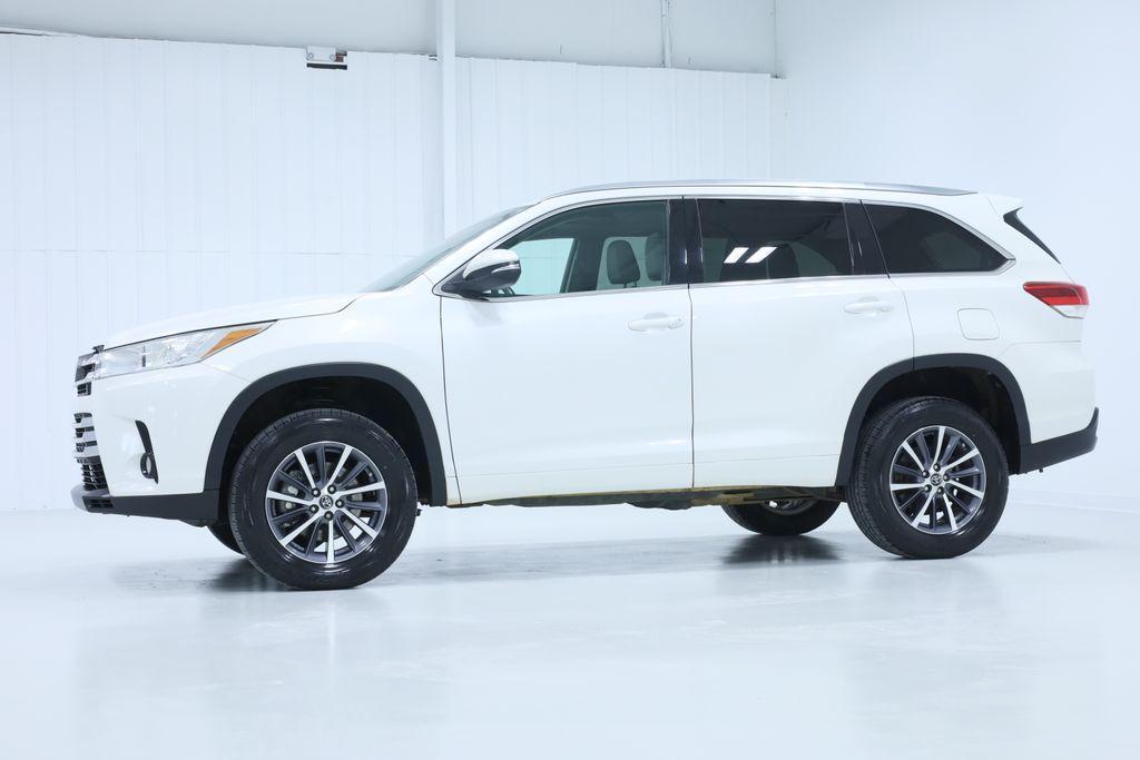 used 2017 Toyota Highlander car, priced at $14,998
