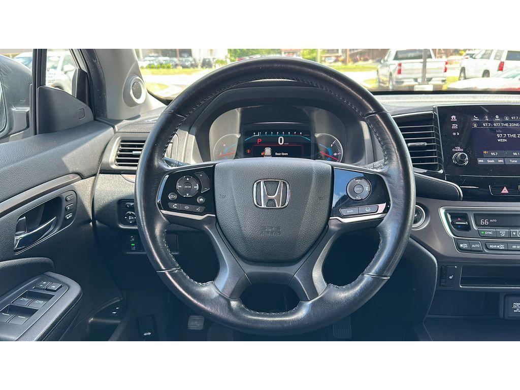 used 2022 Honda Pilot car, priced at $31,990