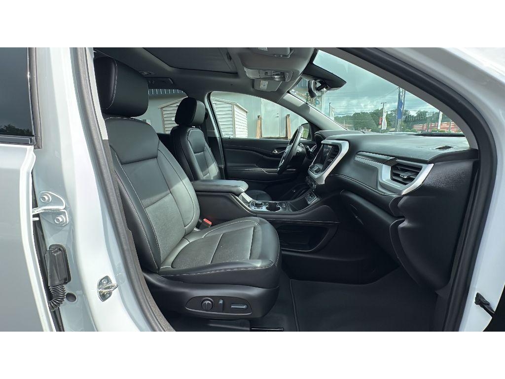 used 2022 GMC Acadia car, priced at $29,600