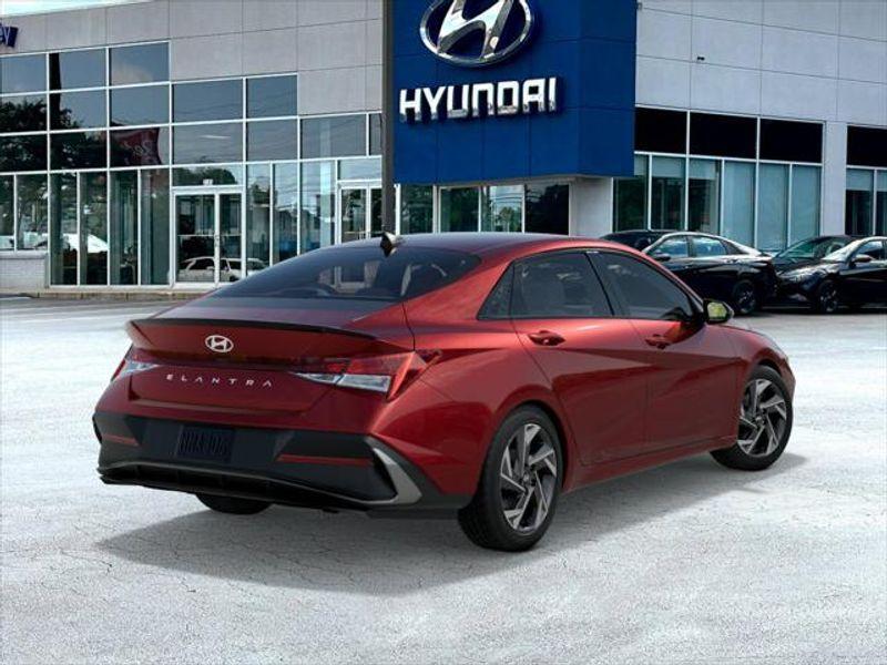 new 2025 Hyundai Elantra car, priced at $25,565
