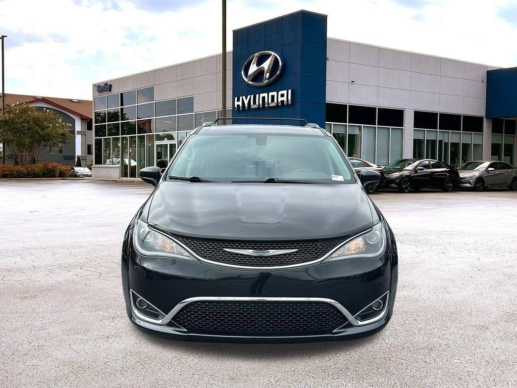 used 2020 Chrysler Pacifica car, priced at $17,998
